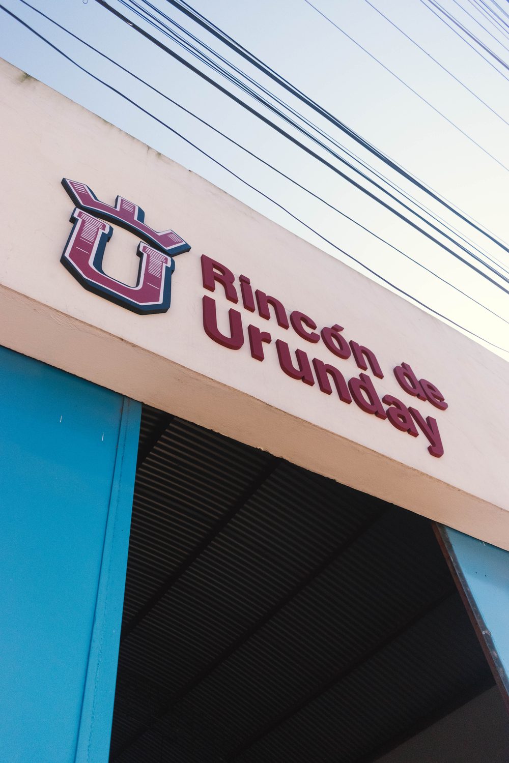 Cartel del local de Rincón de Urunday en Mercedes
